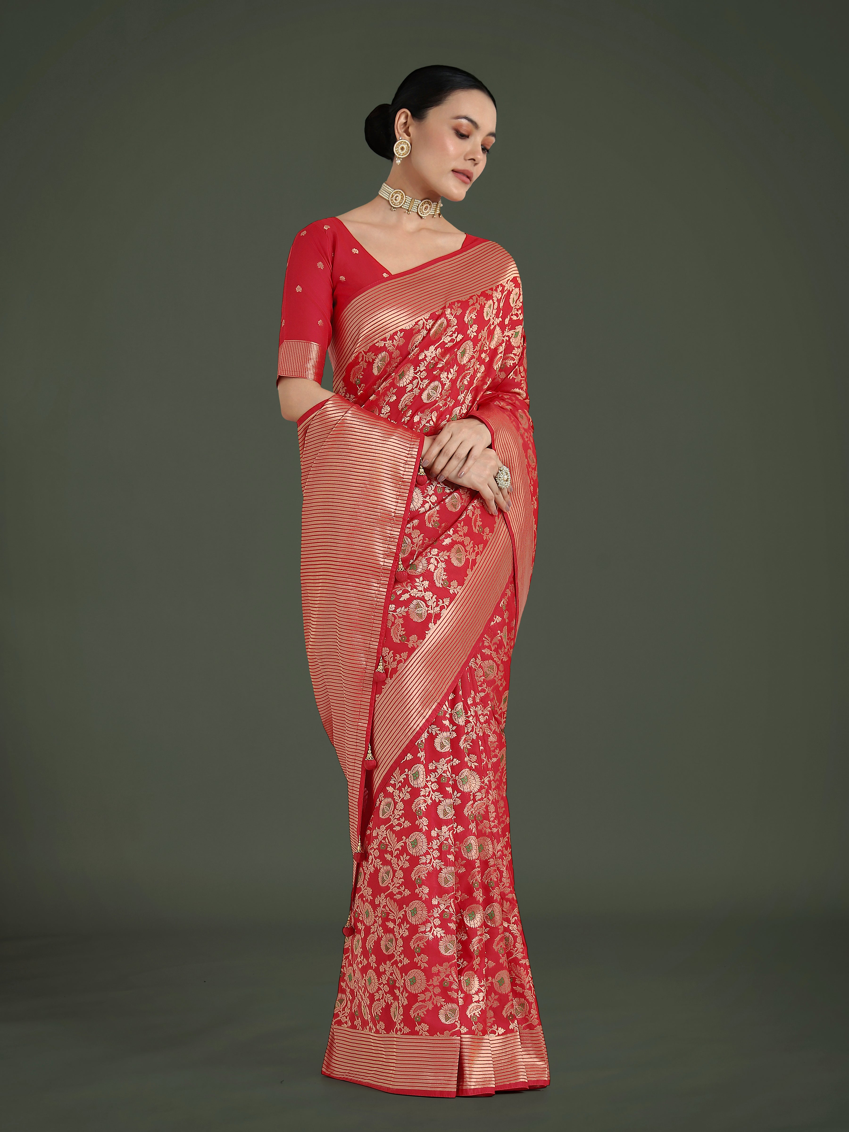 Monjolika Fashion Banarasi Silk Red Zaal Pattern Traditional Saree