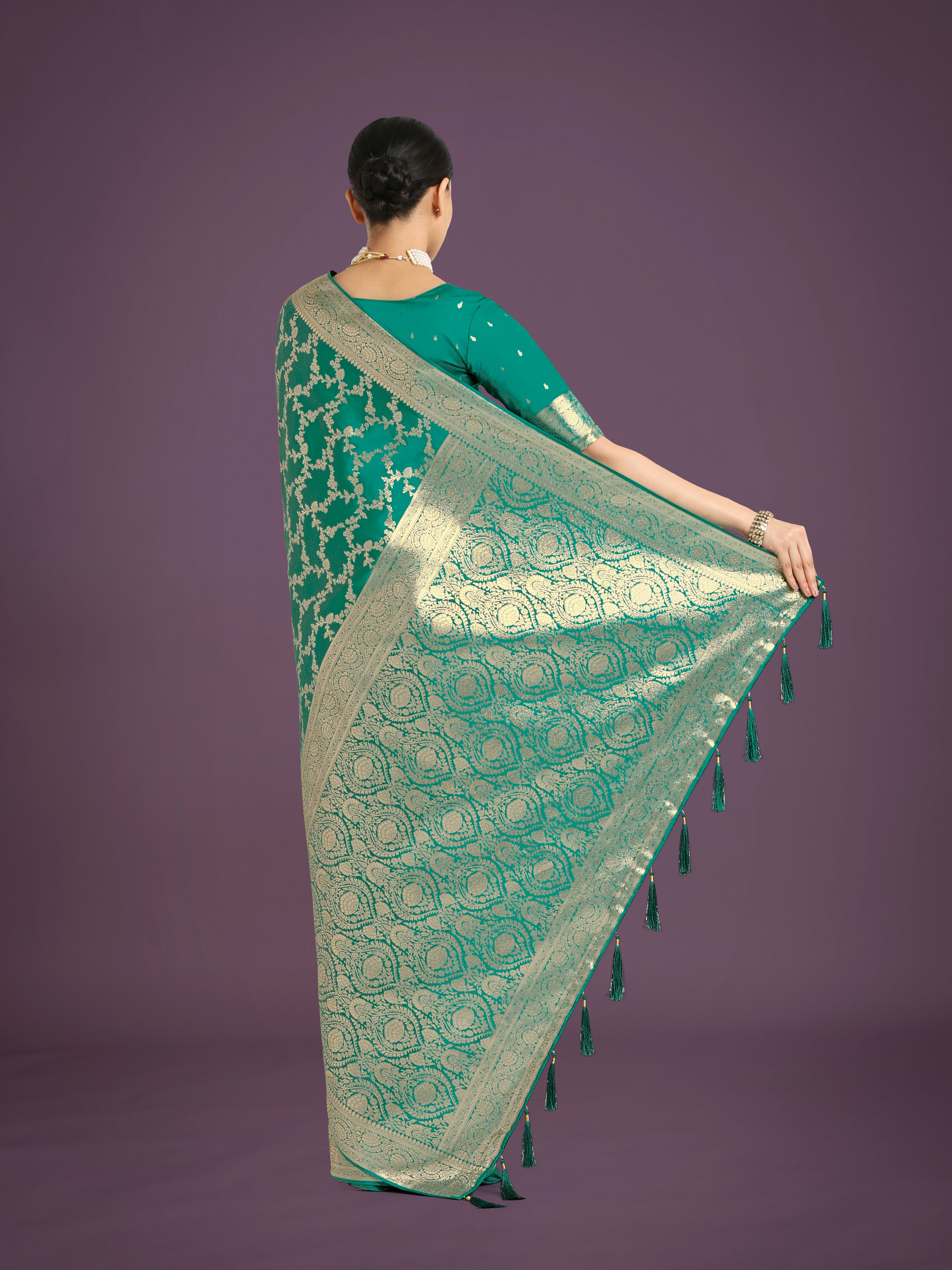 Monjolika Fashion Stunning Turquoise Banarasi Satin Silk Golden Meenakari Work Saree