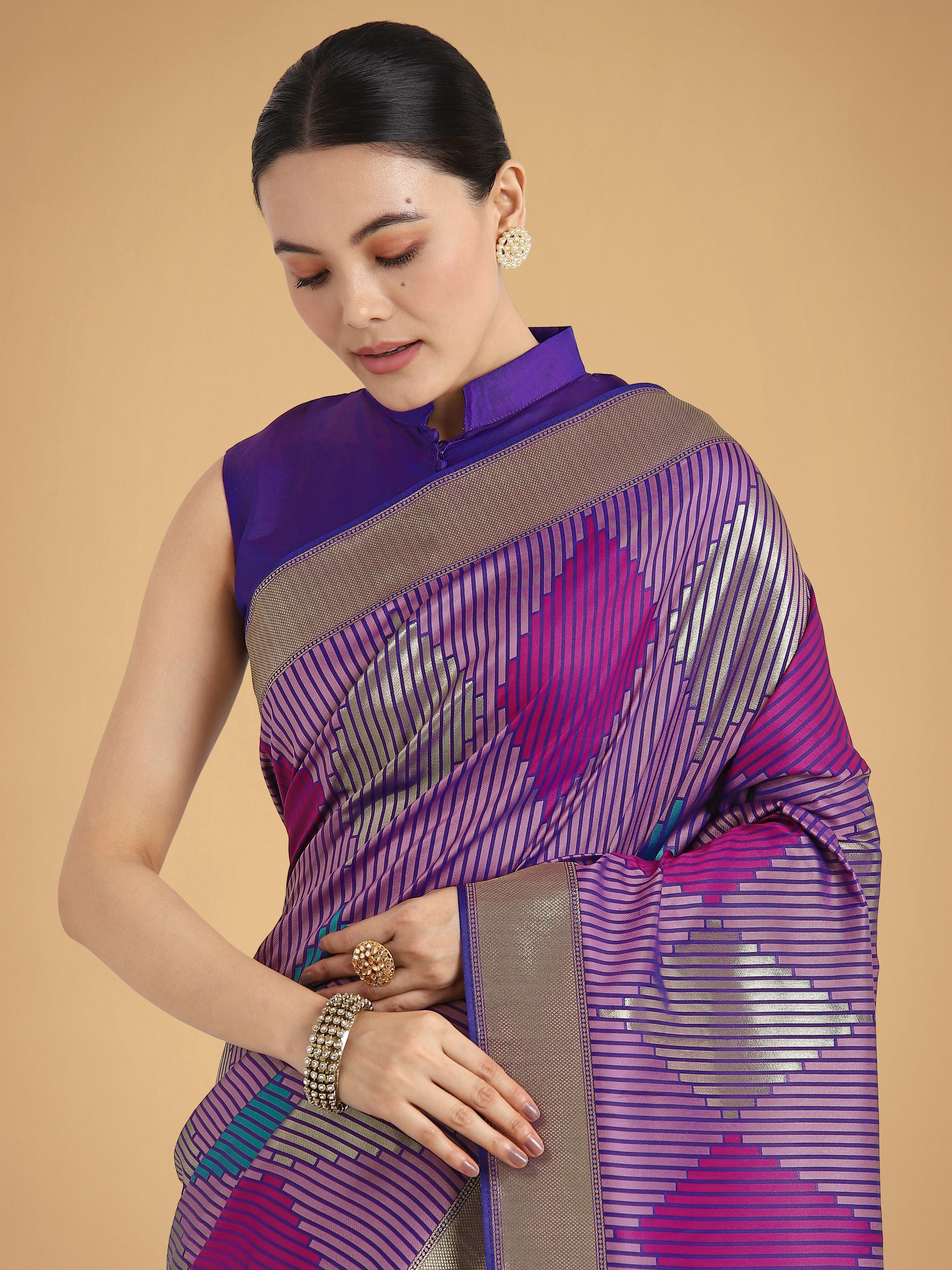 Monjolika Fashion Lavender Colour Banarasi Silk Zari Weaving Classic Saree