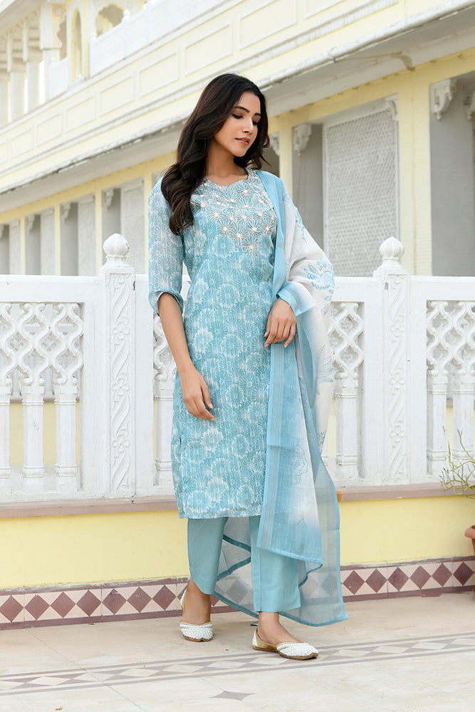 Vaasva Women Blue Tissue Linen Embroidered Solid Kurta Set With Solid Pants & Printed Dupatta - Distacart