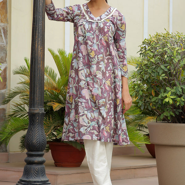 Vaasva Women Cream Printed Kurta Set With Solid Pants - Distacart