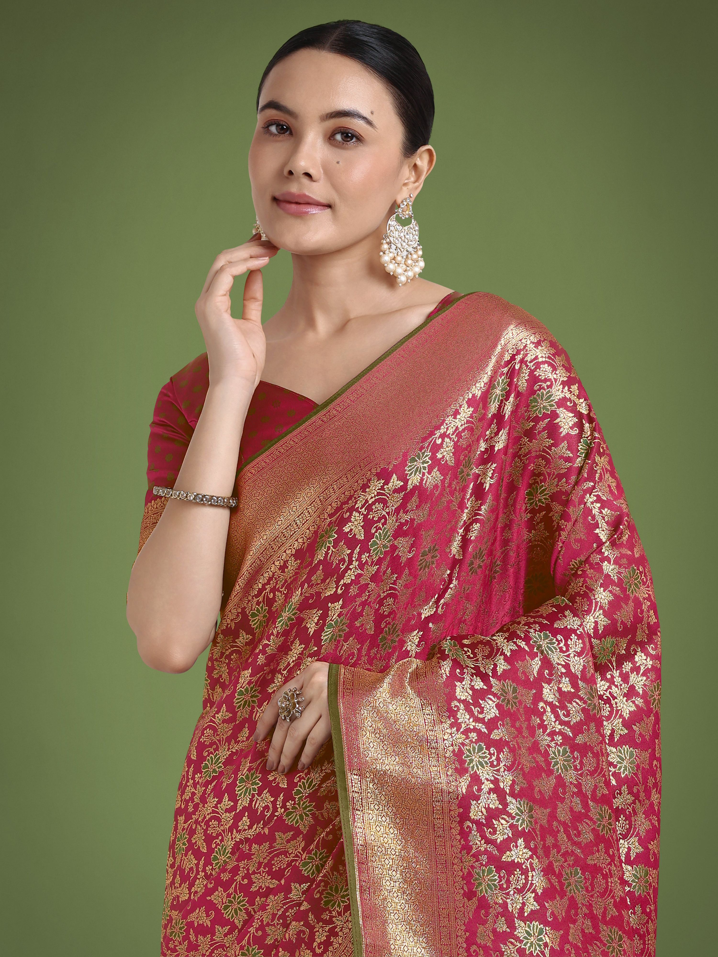 Monjolika Fashion Scintilla Magenta Banarasi Satin Silk Meenakari zari weaving Pattern Saree