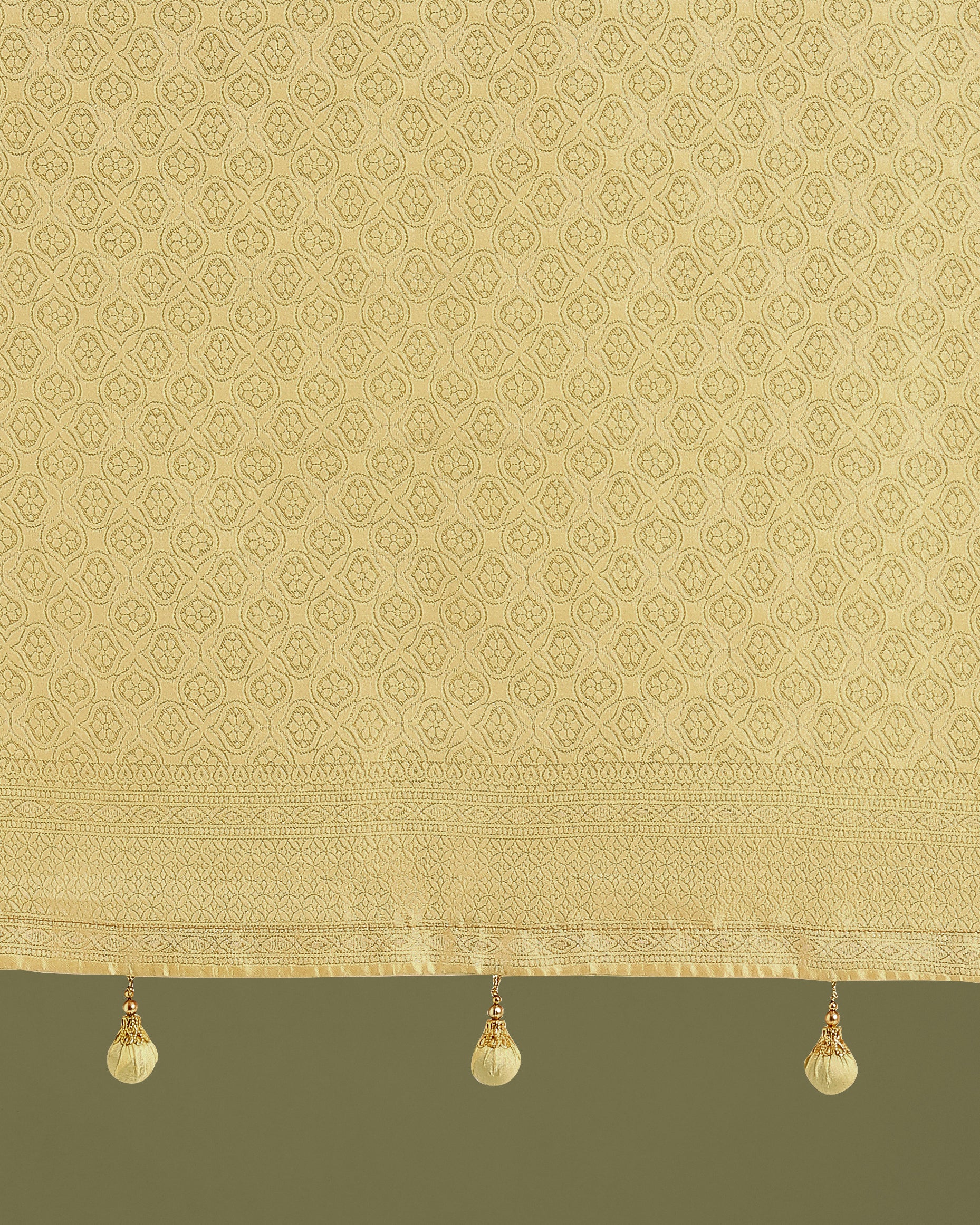 Monjolika Fashion Wonderful Light Yellow Soft Banarasi Satin Silk Leheriya Design Saree