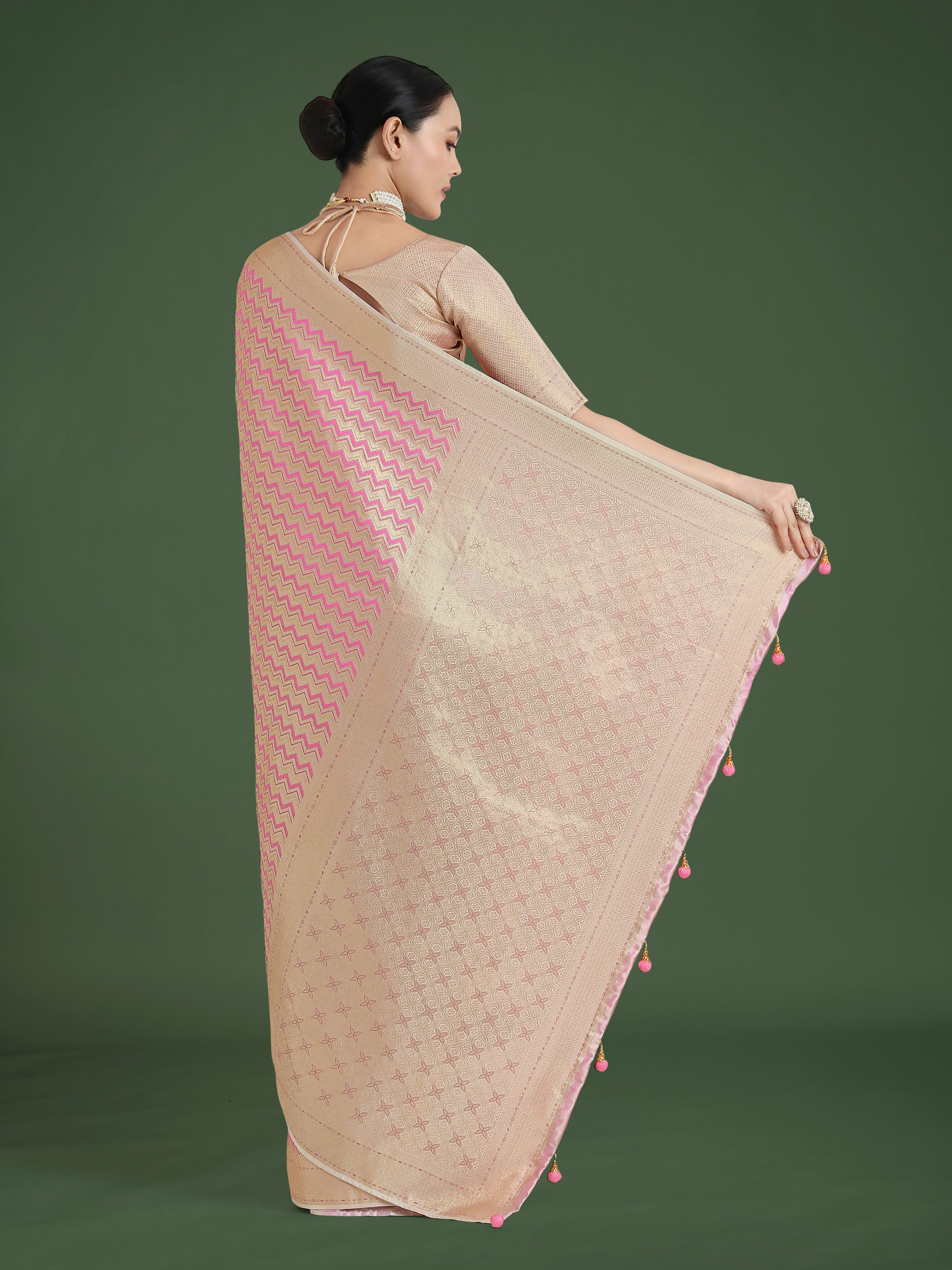 Monjolika Fashion Wonderful Light Pink Soft Banarasi Satin Silk Leheriya Design Saree