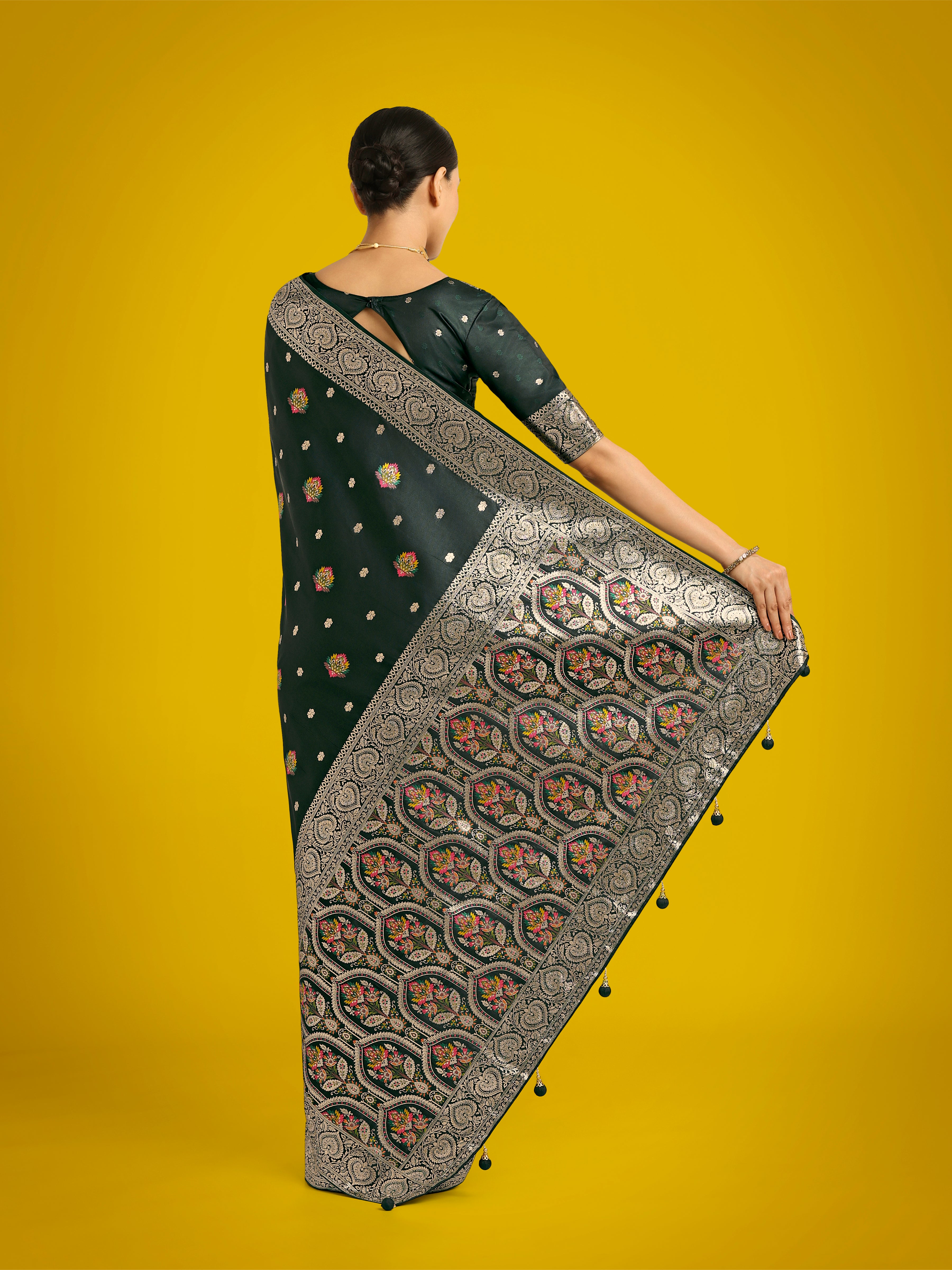 Monjolika Fashion Dark Green Charming Soft Banarasi Zari Woven Designer Satin Silk Saree With Lovely Blouse Piece