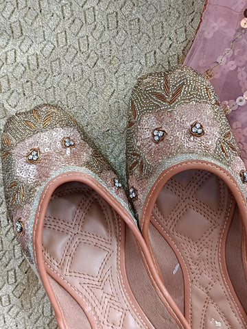 Desi Colour Women Indian Ethnic Footwear-Party Collection - Gold Pearl - Distacart