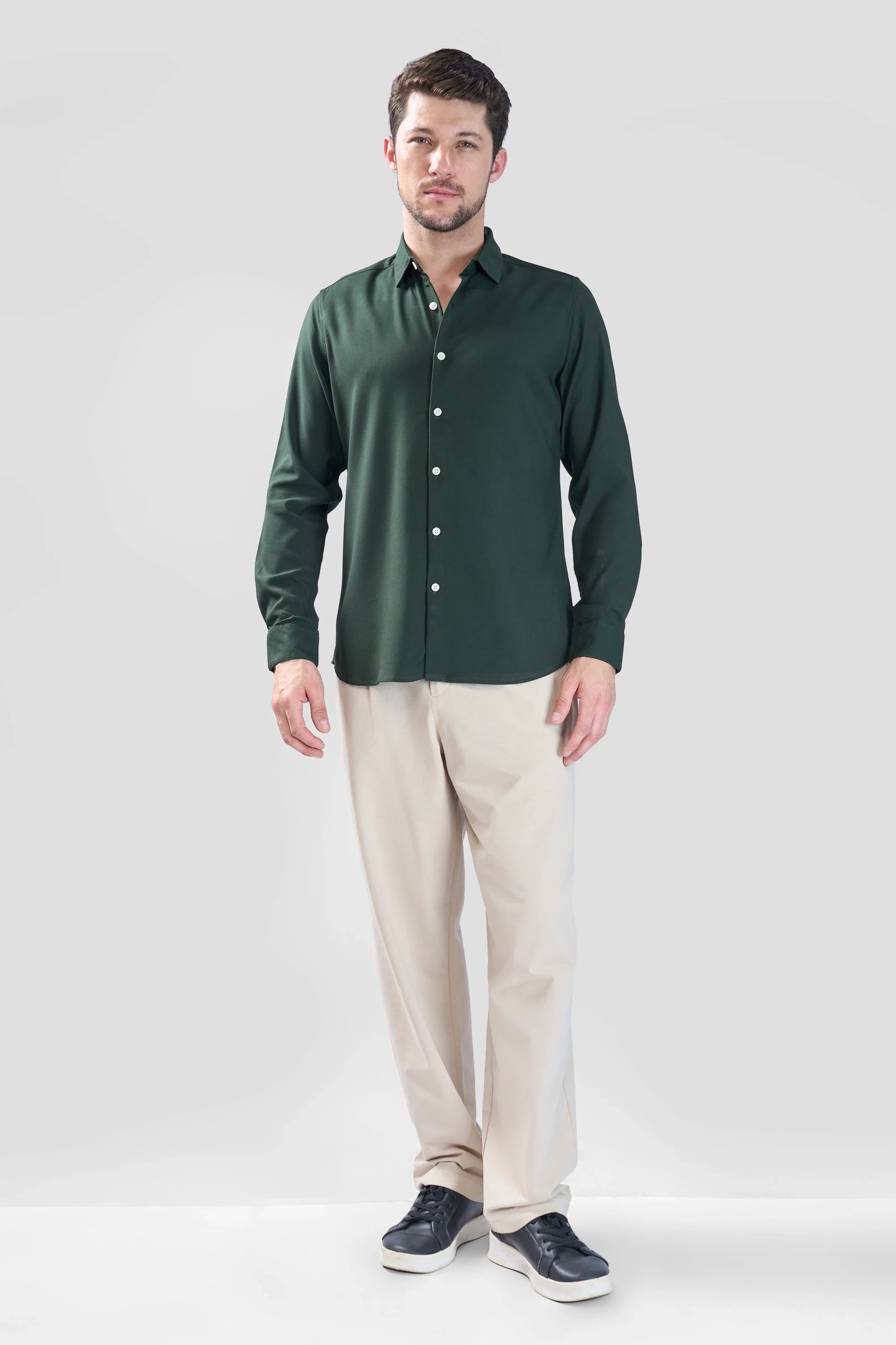 Xkind Bottle Green Plain Slim Fit Shirt