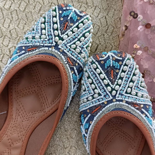 Desi Colour Women Indian Ethnic Footwear-Navy Blue Criss Cross - Distacart