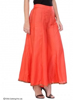 https://cdn.shopify.com/s/files/1/0722/3148/5636/files/16AU60310_65361_2_9818b82a-e7f8-4e84-99f4-c3008aa02b0c.jpg?v=1760591794