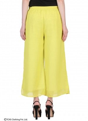 https://cdn.shopify.com/s/files/1/0722/3148/5636/files/16FE60203_65107_3_3f61de48-affb-4a44-a74e-742b47aa96f5.jpg?v=1760478396