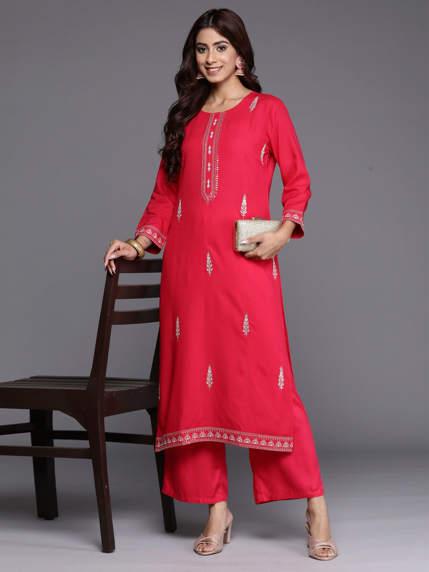 Indo Era Magenta Embroidered Straight Kurta - Distacart