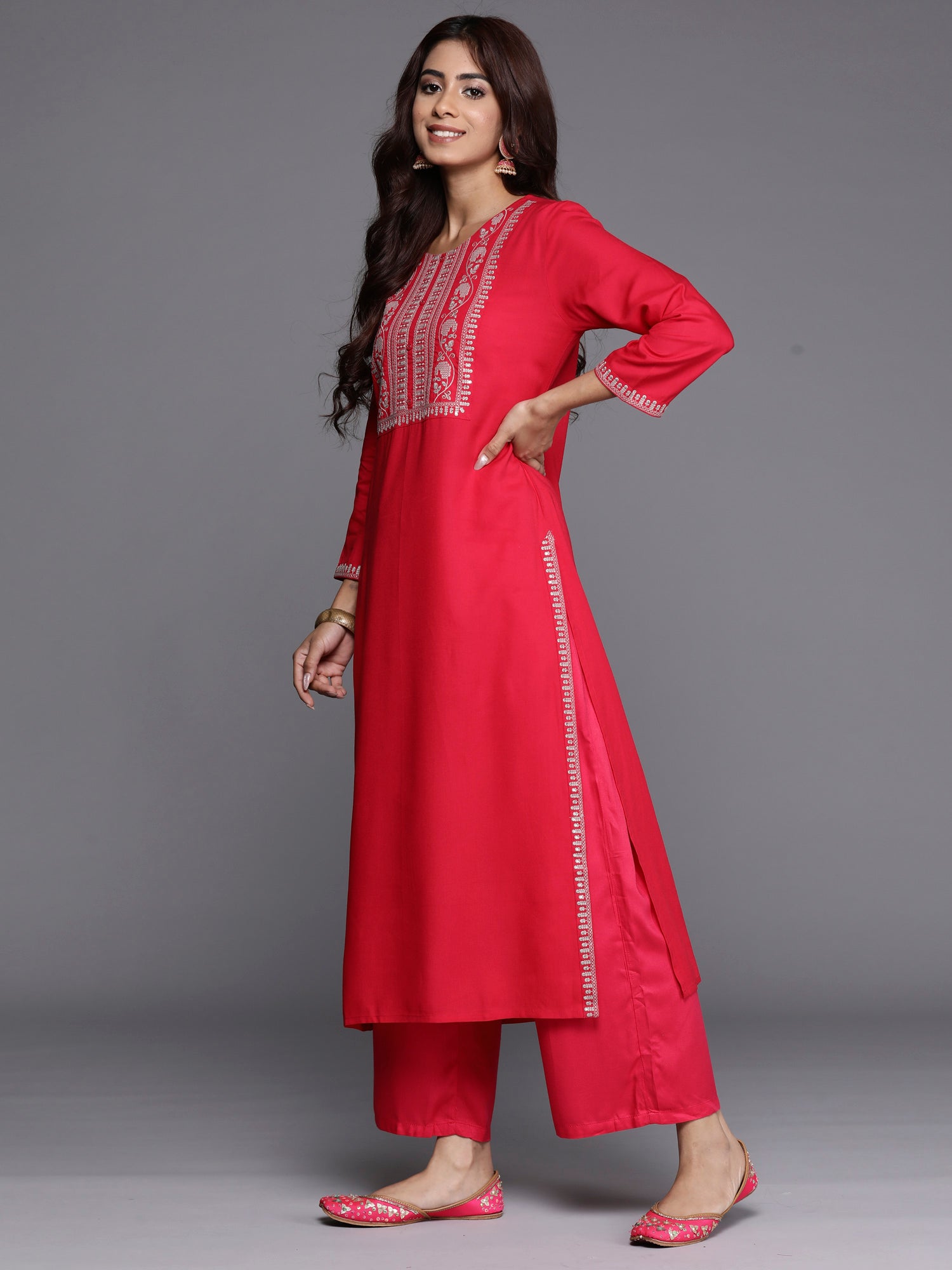 Indo Era Magenta Embroidered Straight Kurta - Distacart