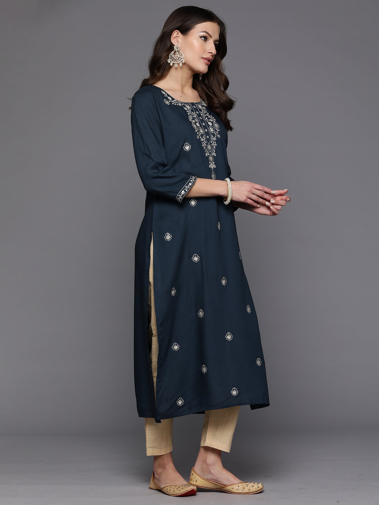 Indo Era Teal Embroidered Straight Kurta - Distacart