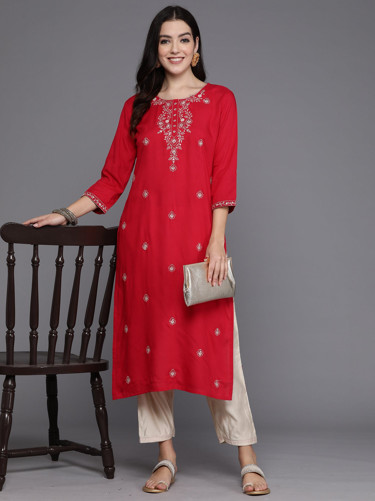 Indo Era Magenta Embroidered Straight Kurta - Distacart