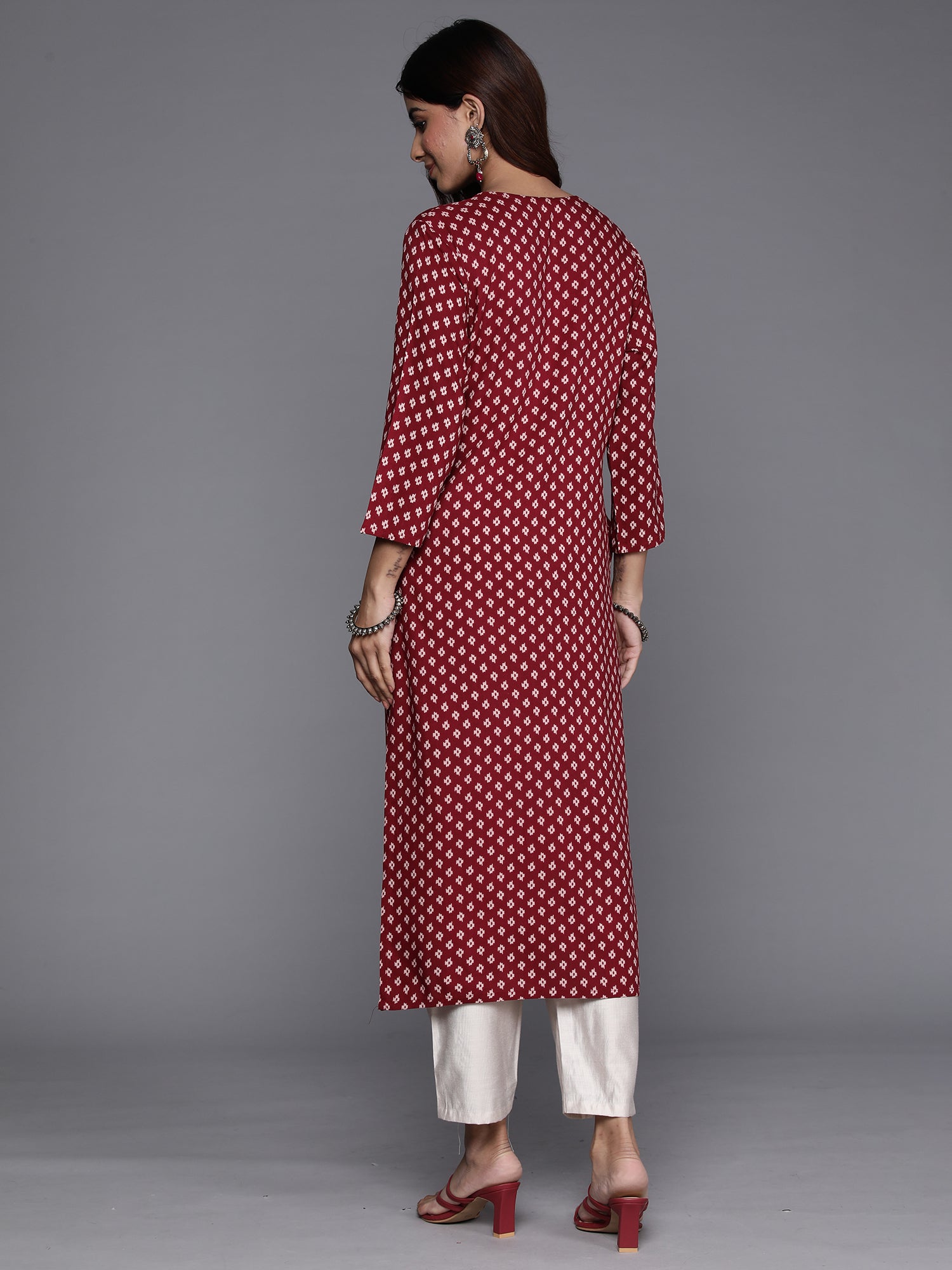 Indo Era Maroon Printed Straight Kurta - Distacart