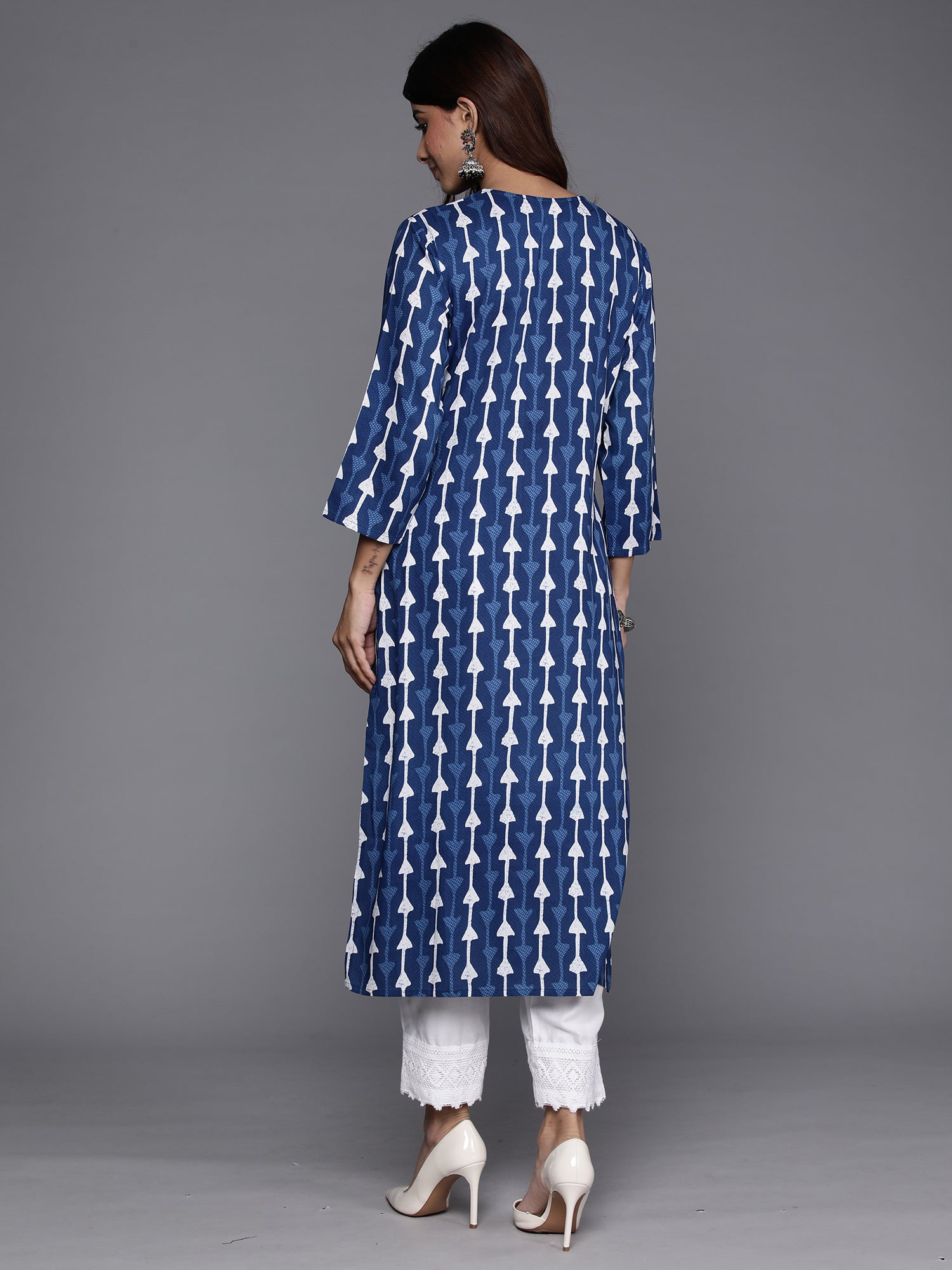 Indo Era Navy Blue Printed Straight Kurta - Distacart