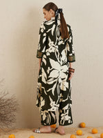 Thumbnail for Indo Era Green Printed Straight Kurta Trousers set - Distacart