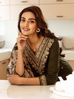 Thumbnail for Indo Era Green Embroidered Straight Kurta Salwar With Dupatta set - Distacart