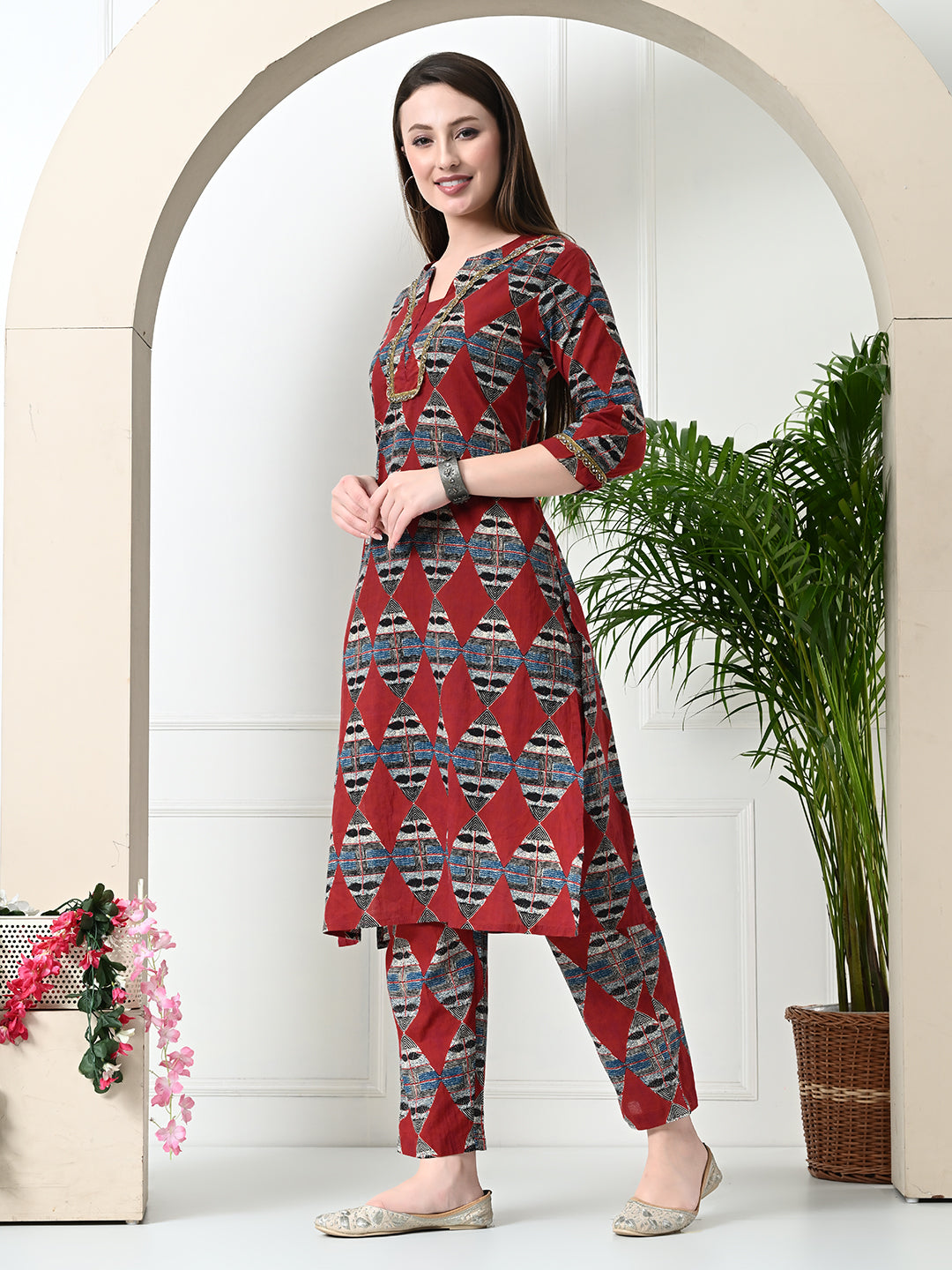 Myshka Women's Block Printed Cotton Straight Party Kurta Sets