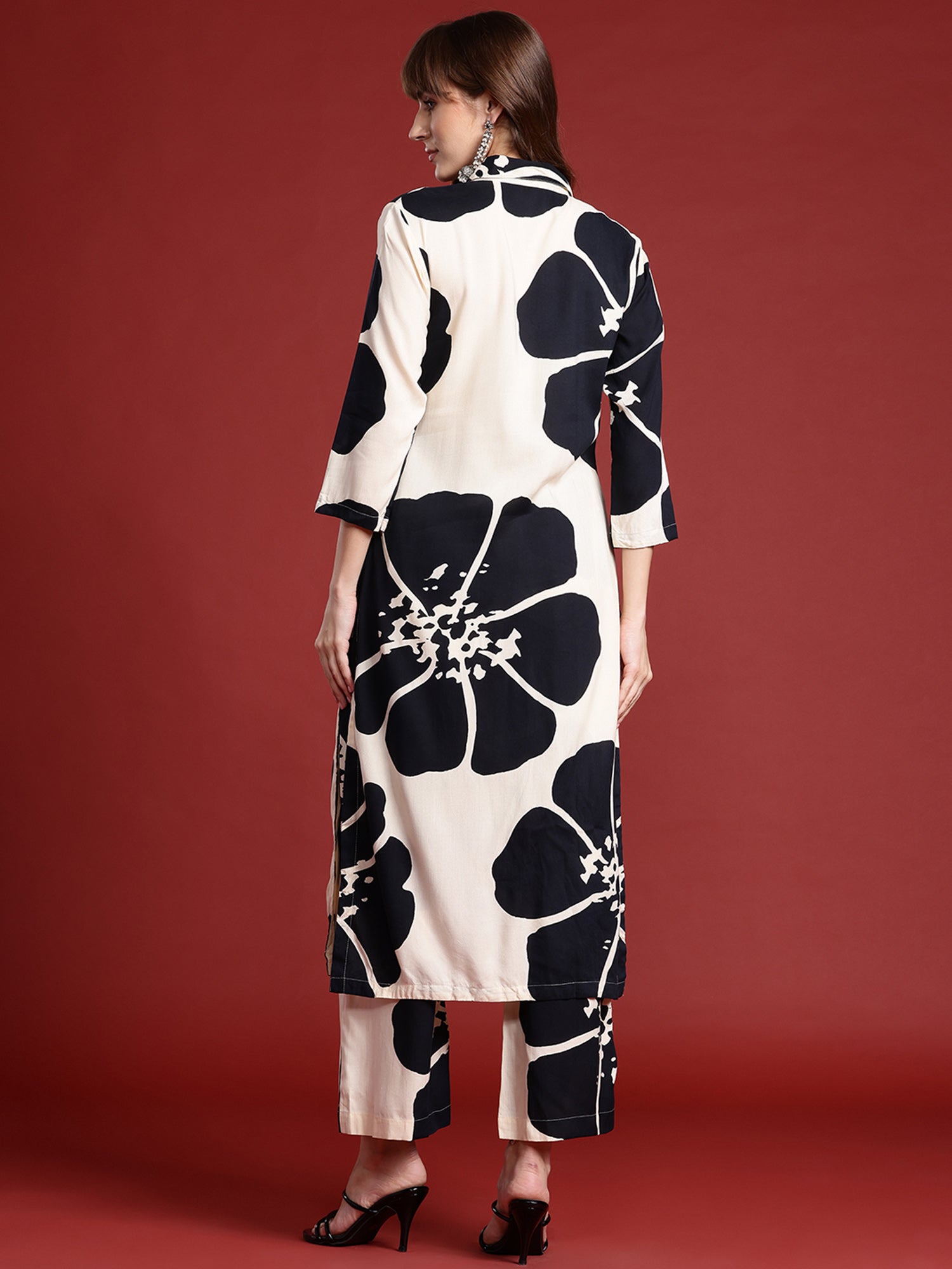 Indo Era Off White Printed Straight Kurta Palazzos Set - Distacart