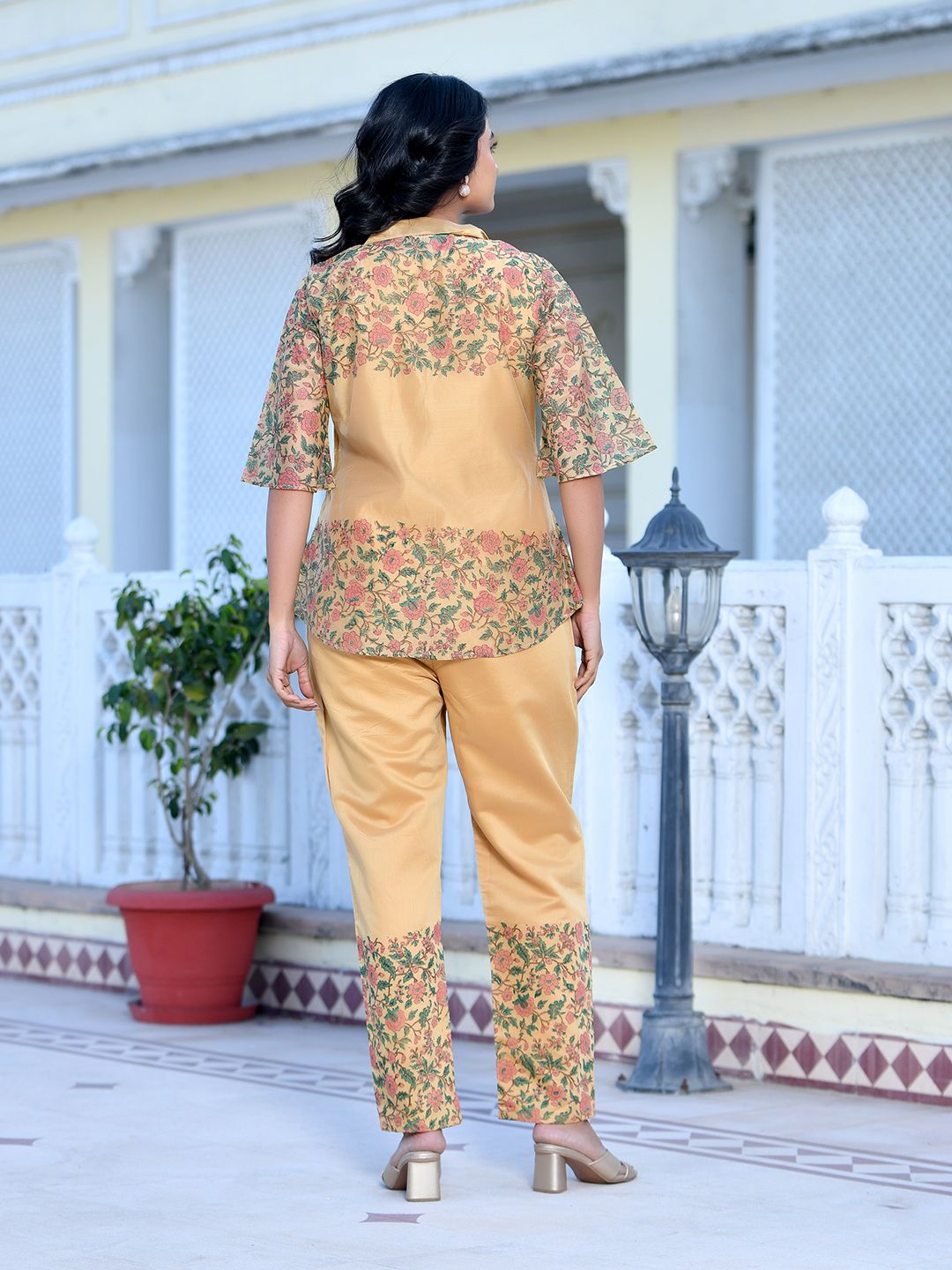 Vaasva Women's Cream Henna Linen Digital Printed Cord Set - Distacart