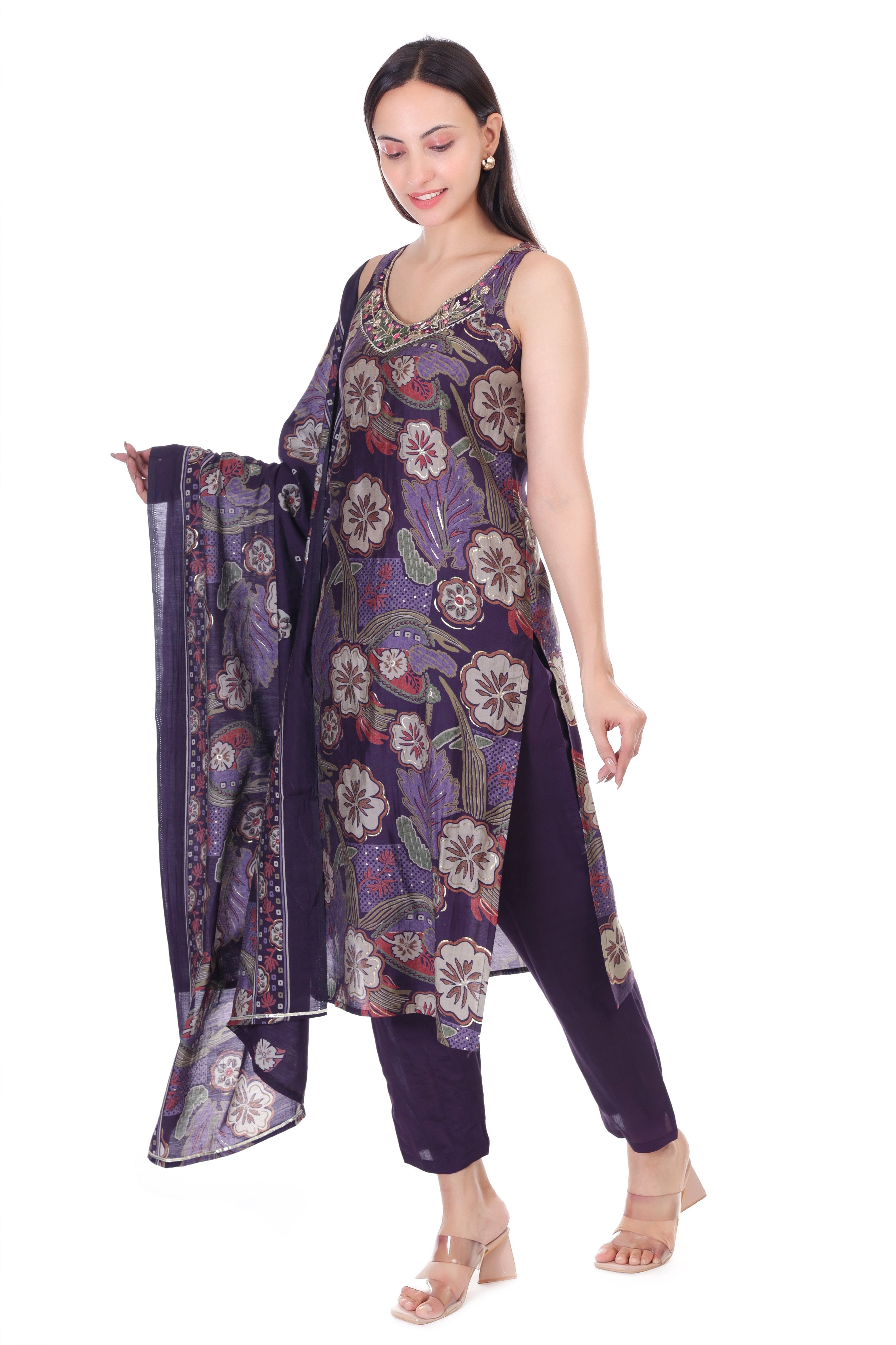 Jaitra Apparels Purple Embroidered Muslin Fabric Kurta Set With Dupatta