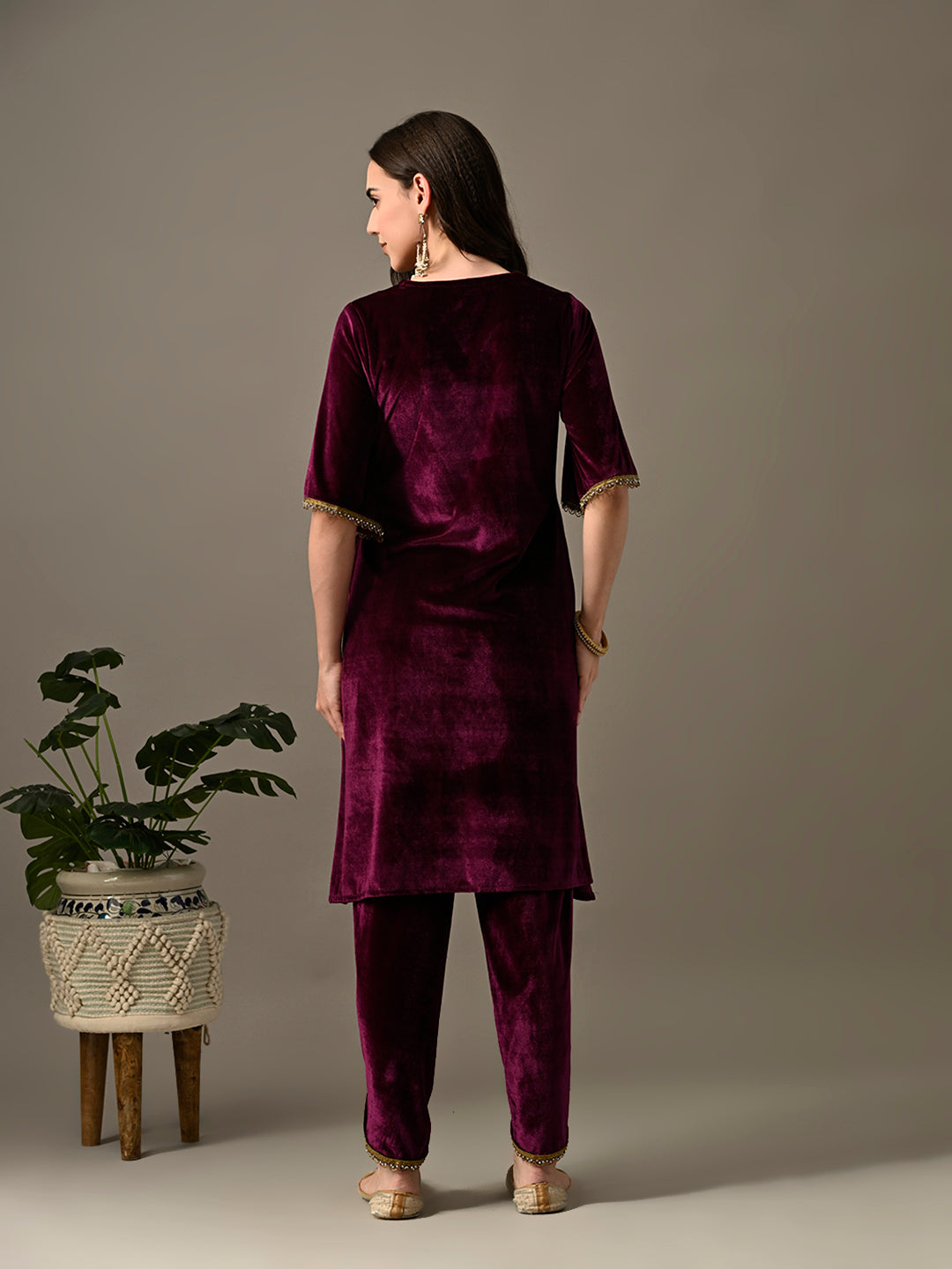 Myshka Women's Magenta Velvet Kurta Pant - Distacart