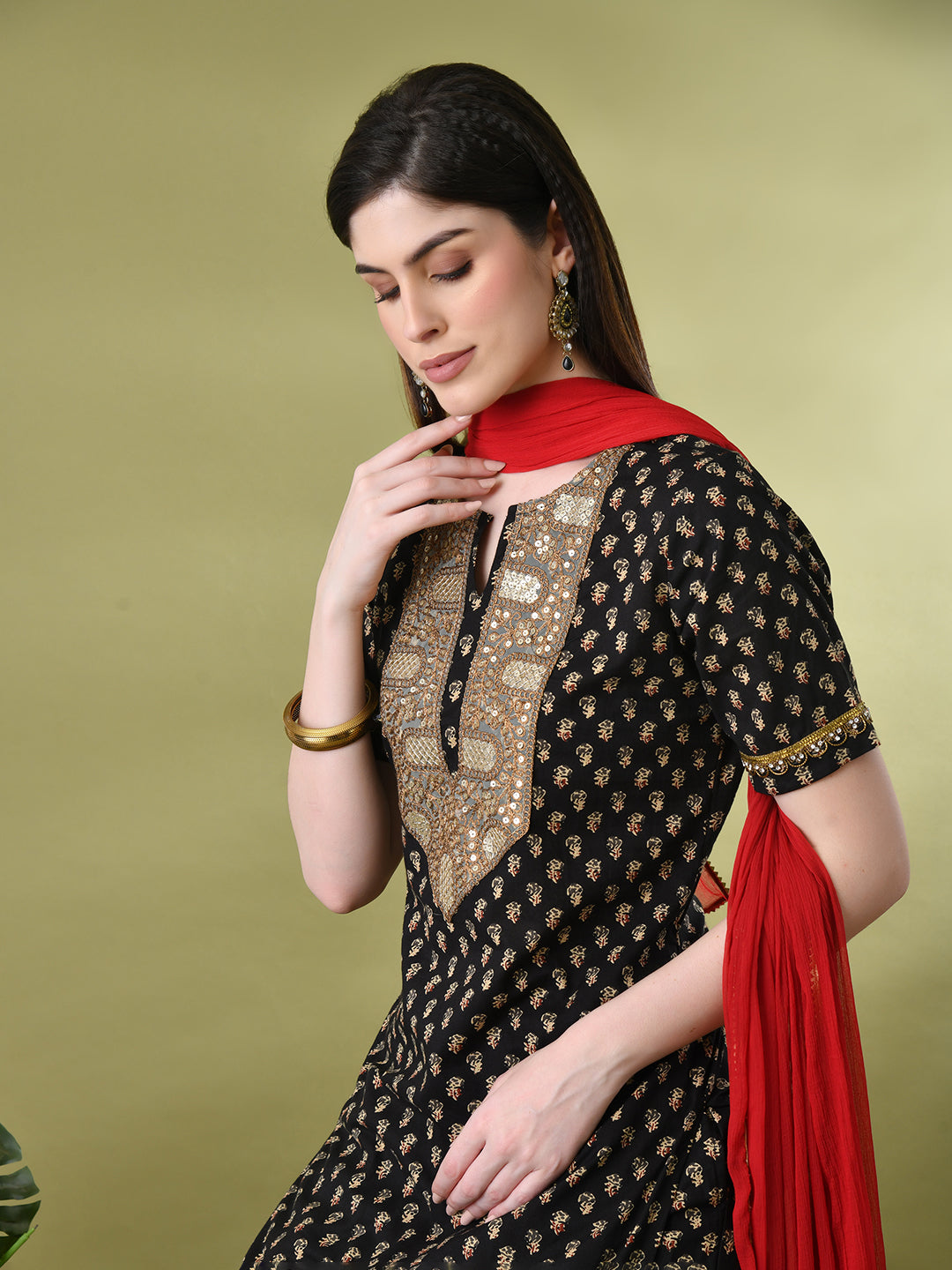 Myshka Women's Cotton Black Printed Kurta Set With Dupatta