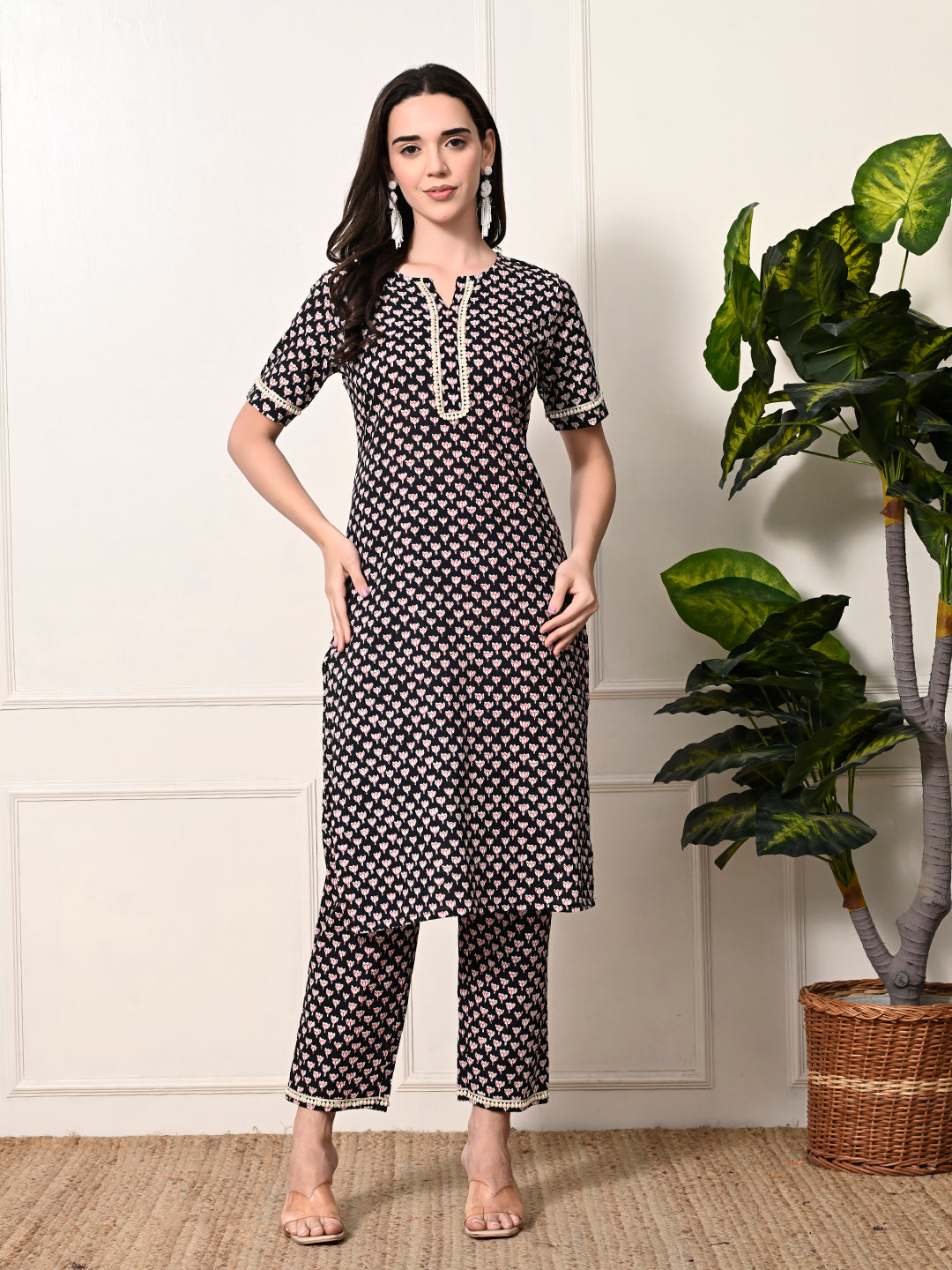 Myshka Women's Cotton Black Printed Kurta Set - Distacart