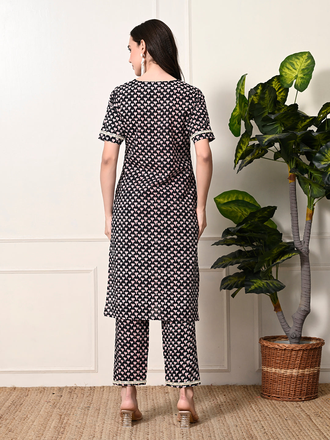 Myshka Women's Cotton Black Printed Kurta Set - Distacart