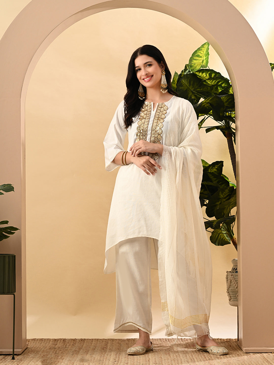 Myshka Women's Embroidered Keyhole Neck Bell Sleeves Kurta & Palazzos Set With Dupattas In White Colour - Distacart