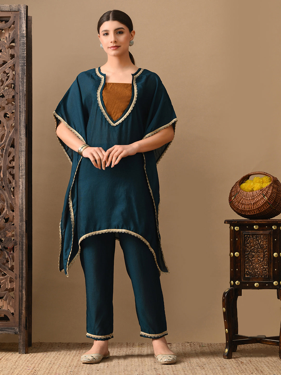 Myshka Green Silk Blend Kaftan Sweetheart Neck Short Sleeves Kurta Trousers With Dupatta - Distacart