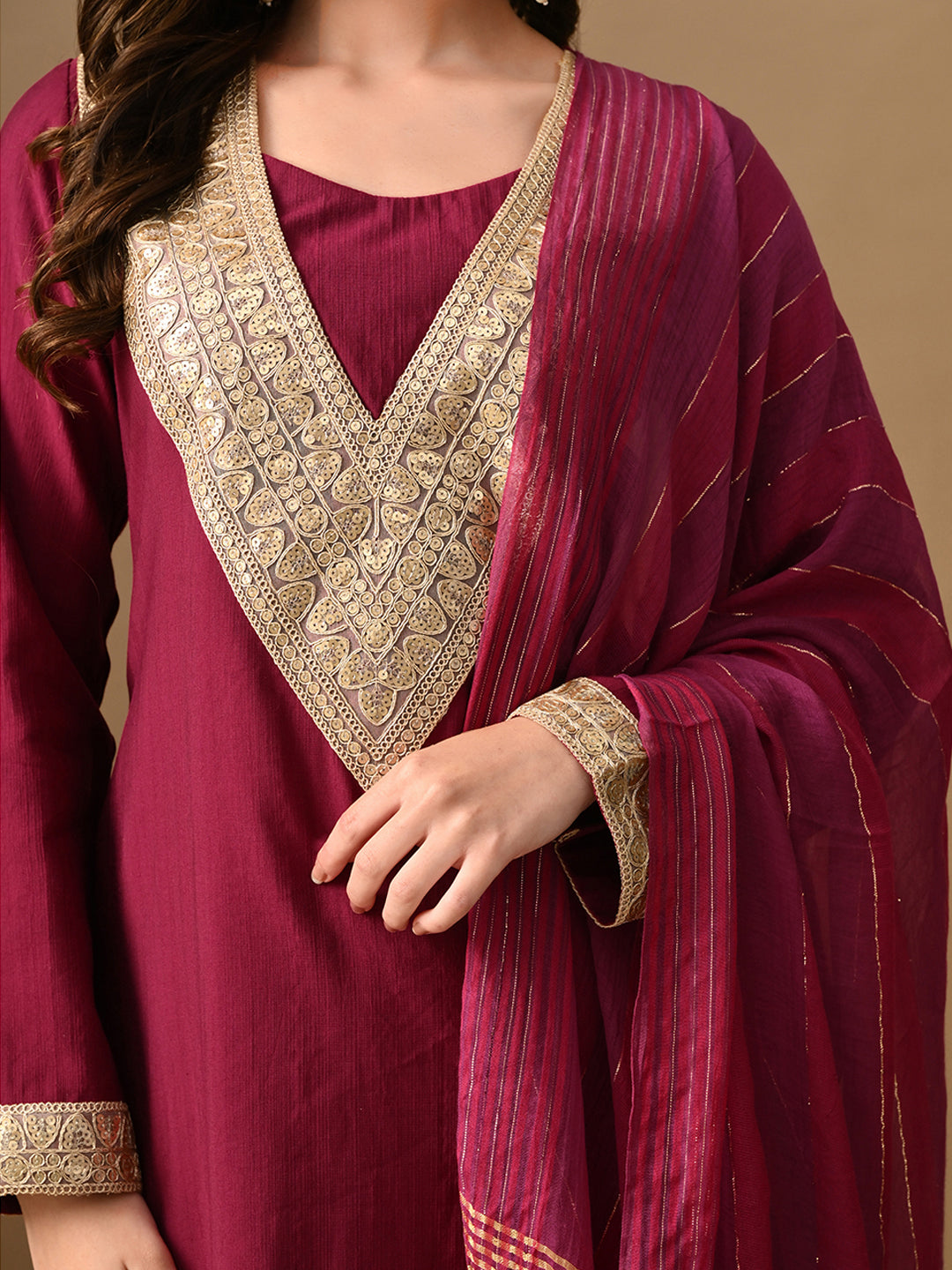 Myshka Wine Silk Blend Straight Round Neck Long Sleeves Kurta Trousers With Dupatta