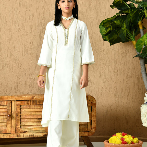 Myshka Kids Girls Calf length Embellished Kurta Set White Color - Distacart