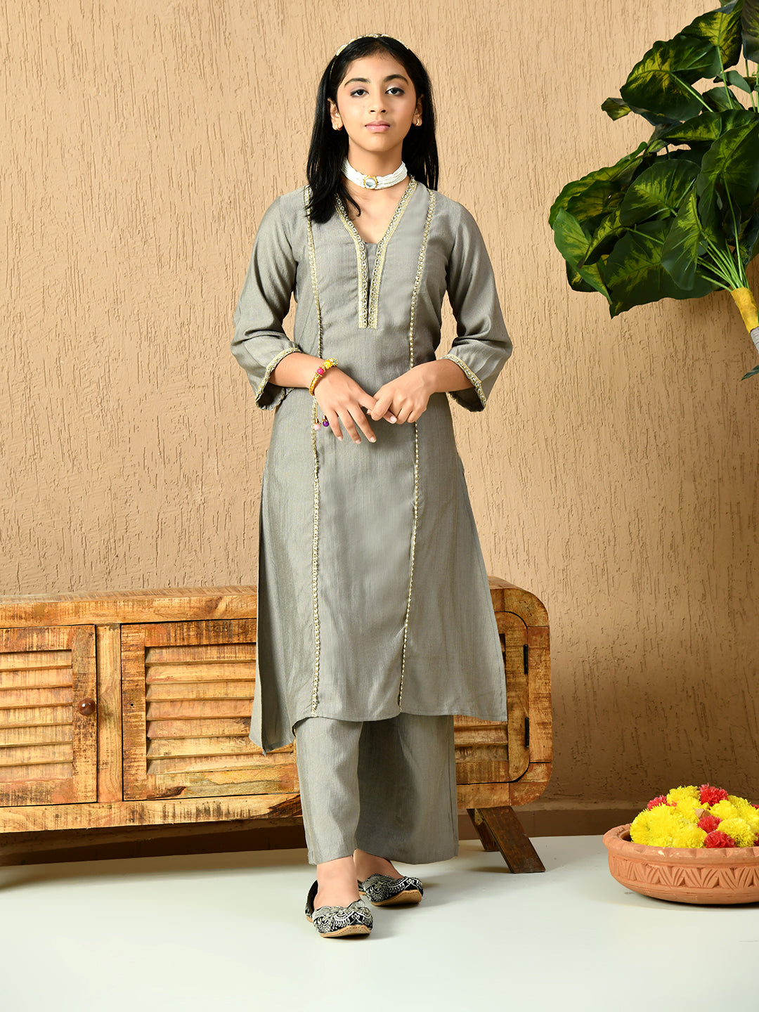 Myshka Kids Girls Calf length Embellished Kurta Set Grey Color - Distacart