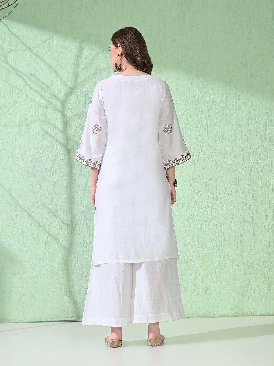 Myshka Women's Embroidered Calf Length White Kurta With Palazzo