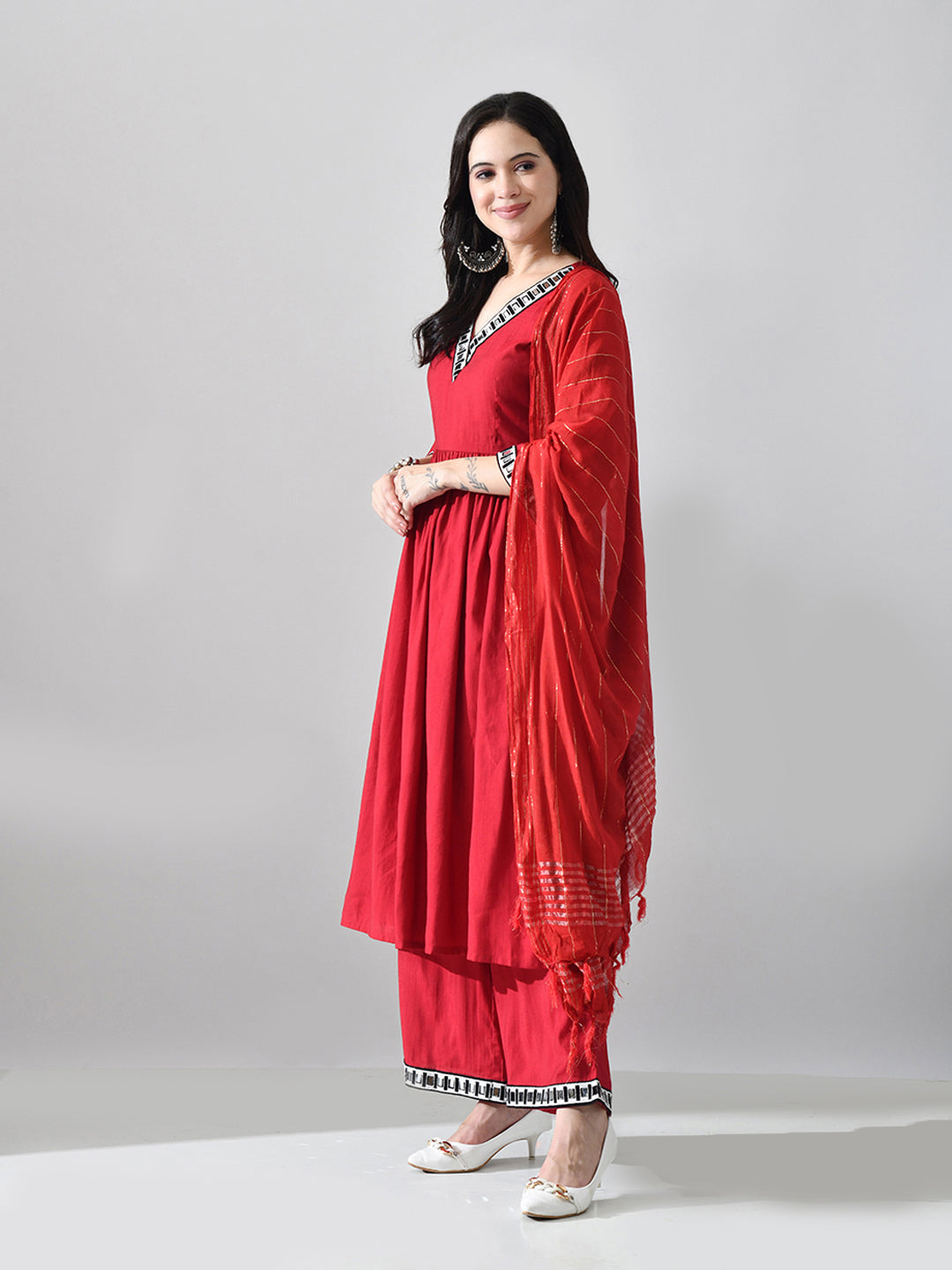 Myshka Women Red Embellished V-Neck Anarkali Kurta Palazzo With Dupatta