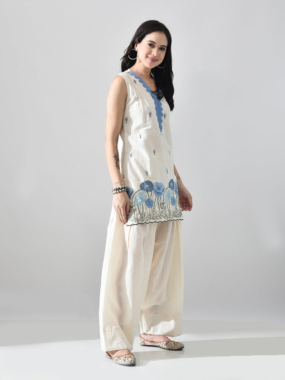 Myshka Women Off White Embroidered Short Kurta With Farsi Salwar