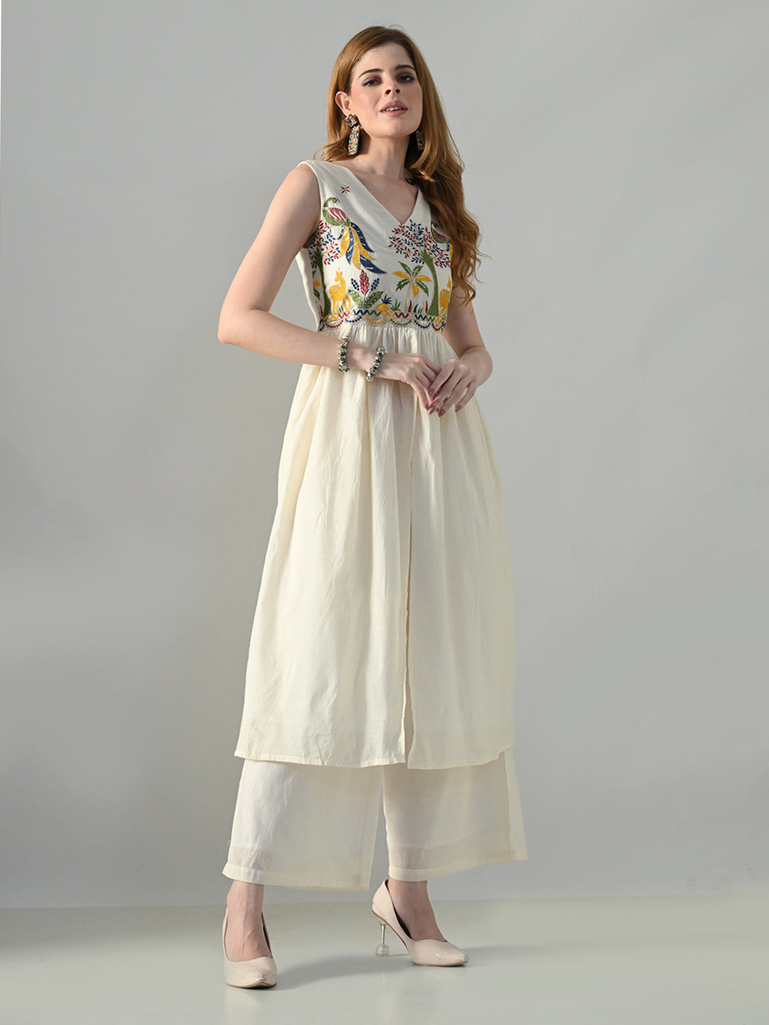 Myshka Women Off White Embroidered Long Kurta With Front Slit Trouser