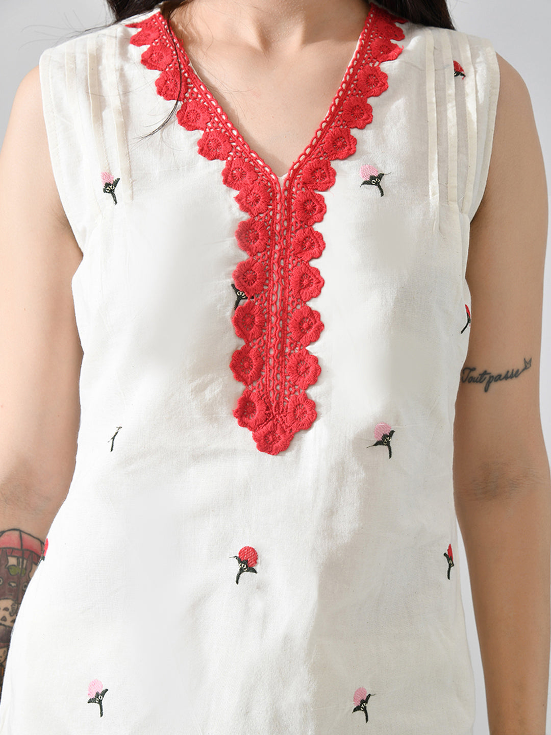 Myshka Women Off White Embroidered Short Kurta With Farsi Salwar