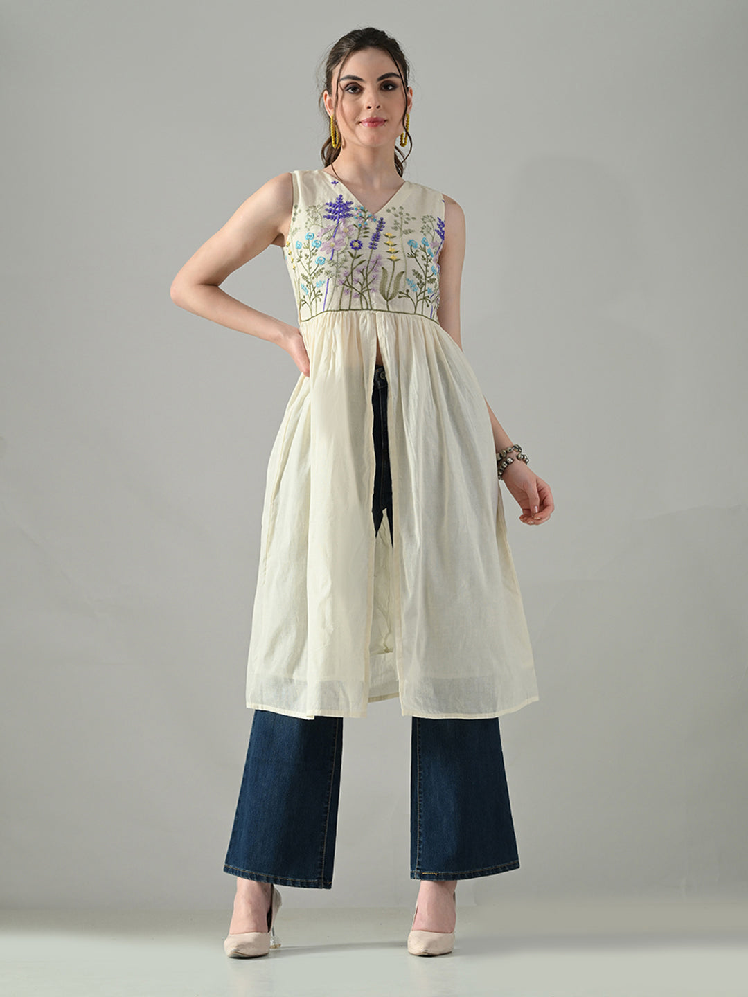 Myshka Women Off White Multicolor Thread Embroidered Sleeveless Long Kurta