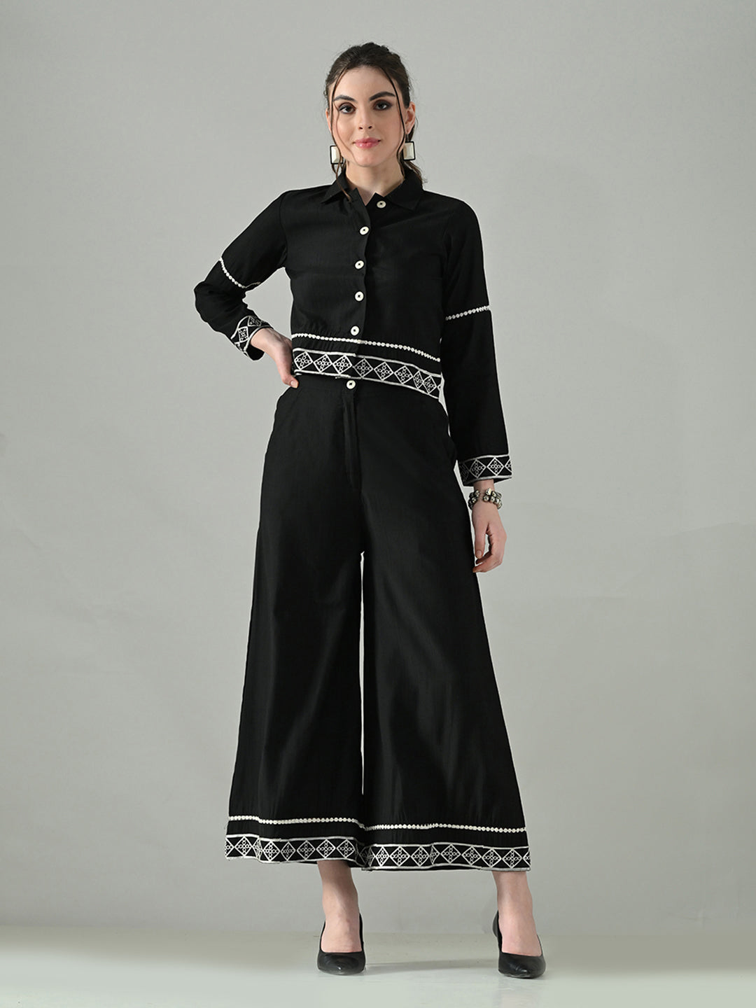 Myshka Women Black Embroidered Co-Ord Set
