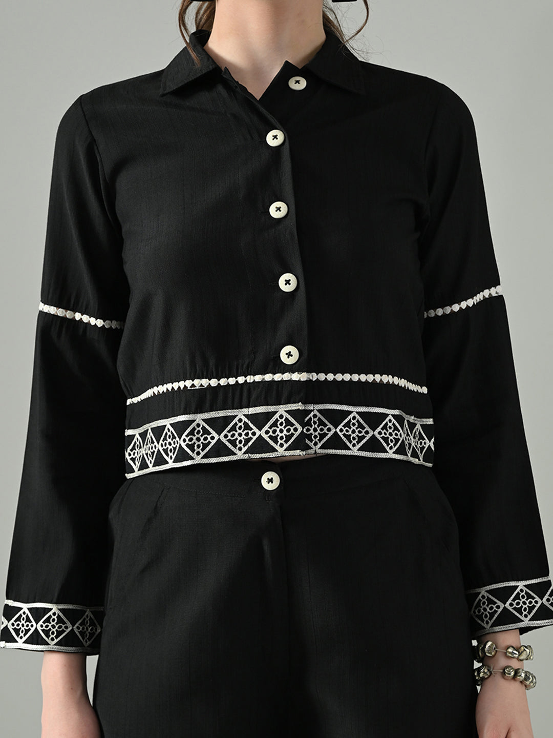 Myshka Women Black Embroidered Co-Ord Set