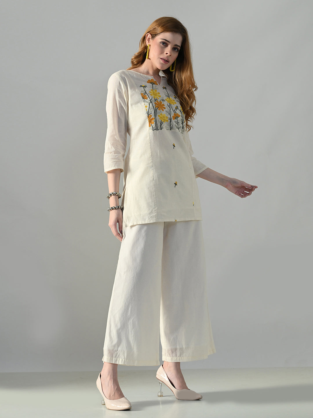 Myshka Women Off White Multicolor Thread Embroidered Co-Ord Set