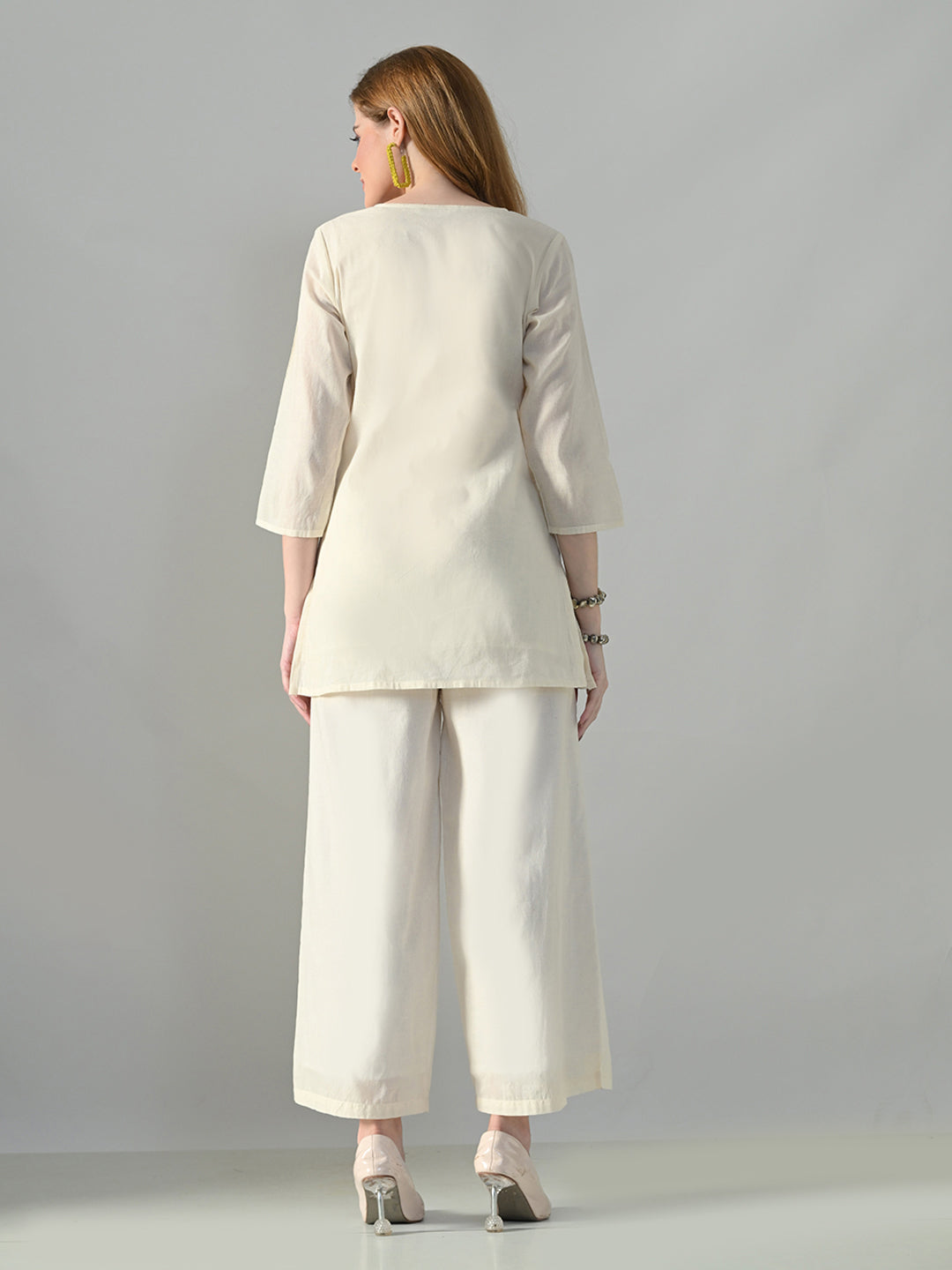 Myshka Women Off White Multicolor Thread Embroidered Co-Ord Set