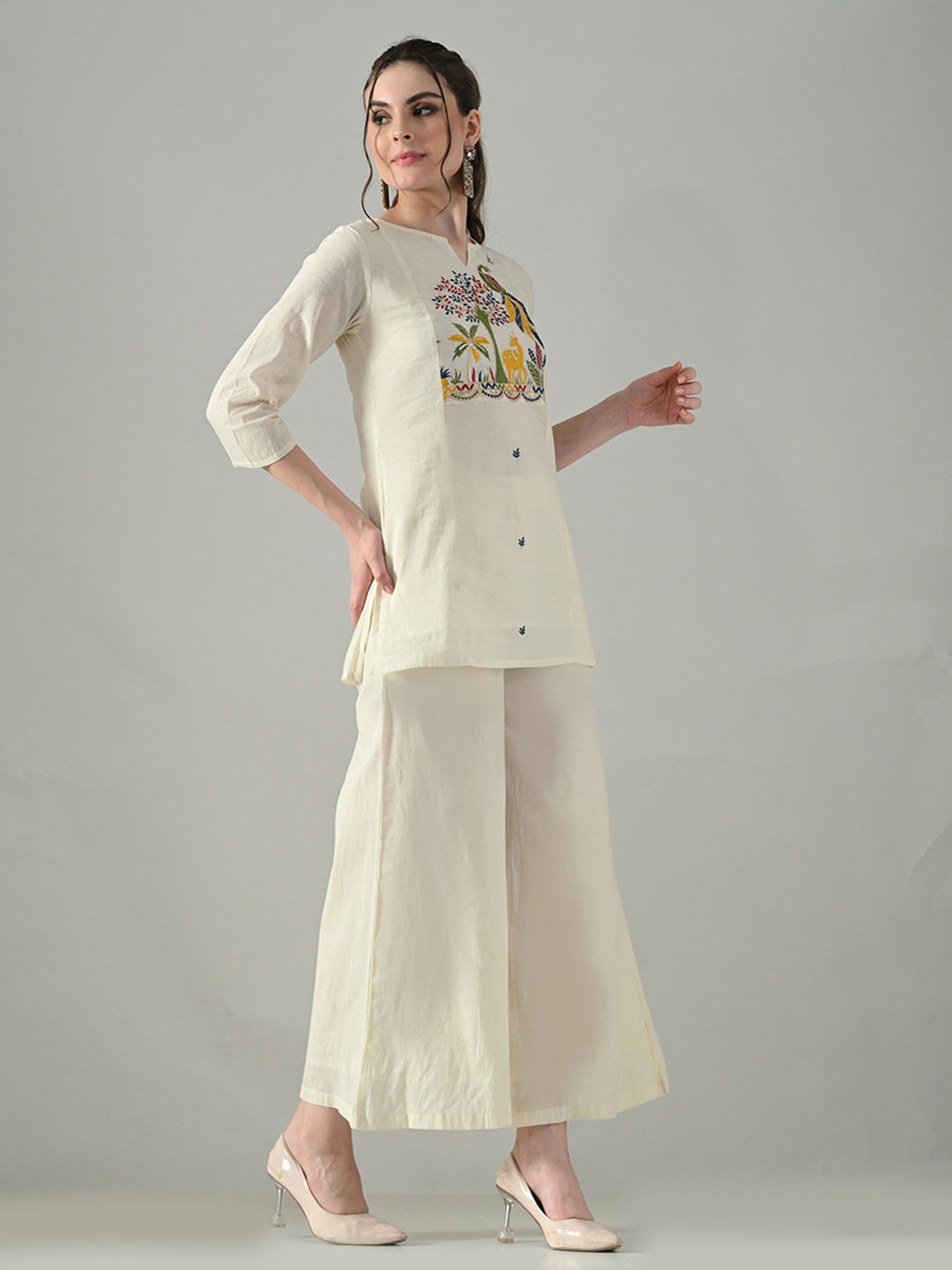 Myshka Women Off White Multicolor Thread Embroidered Co-Ord Set