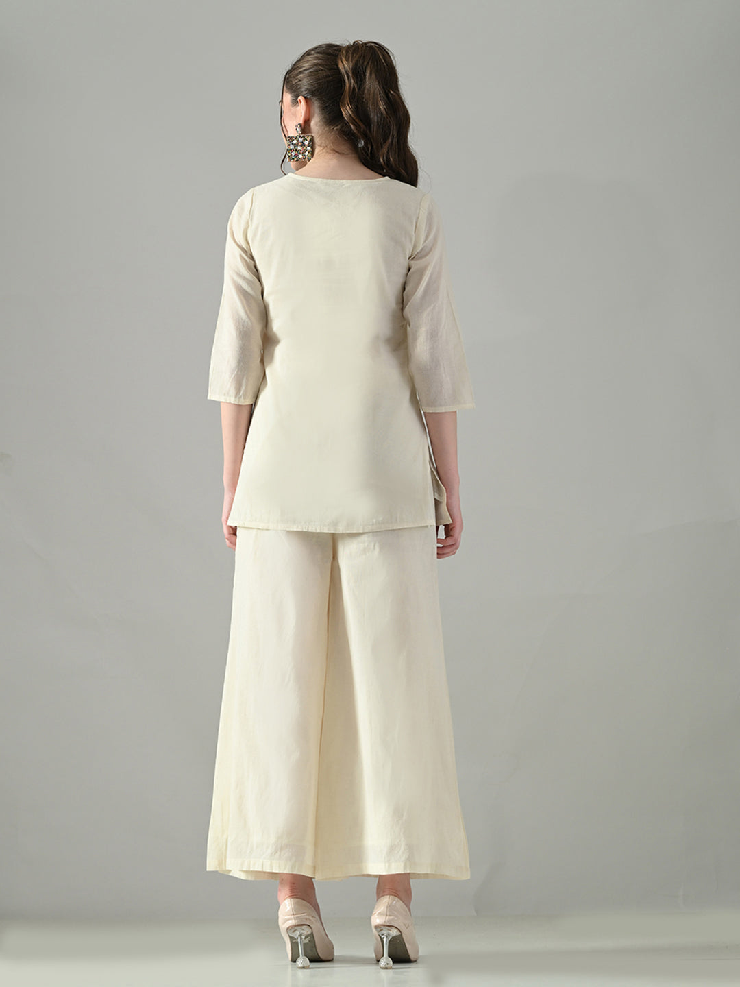 Myshka Women Off White Multicolor Thread Embroidered Co-Ord Set