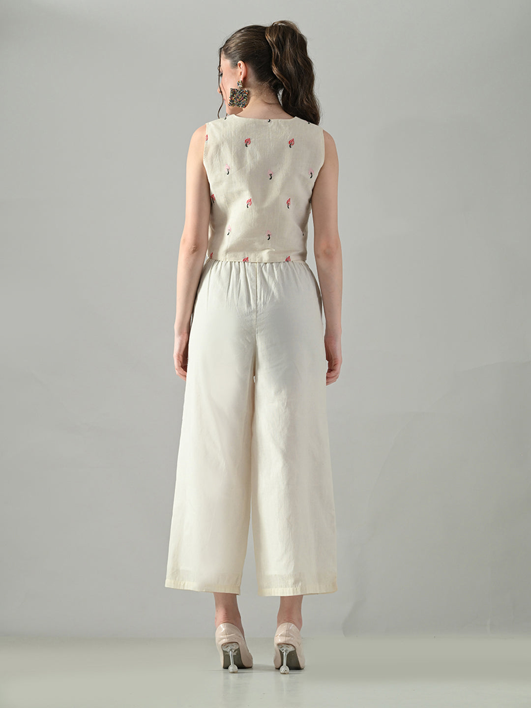 Myshka Women Off White Multicolor Thread Embroidered Co-Ord Set