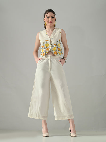 Myshka Women Off White Multicolor Thread Embroidered Co-Ord Set