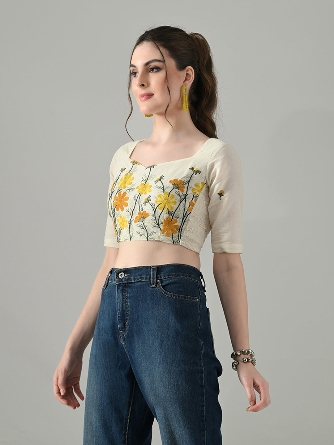 Myshka Women Off White Multicolor Thread Embroidered Saree Blouse